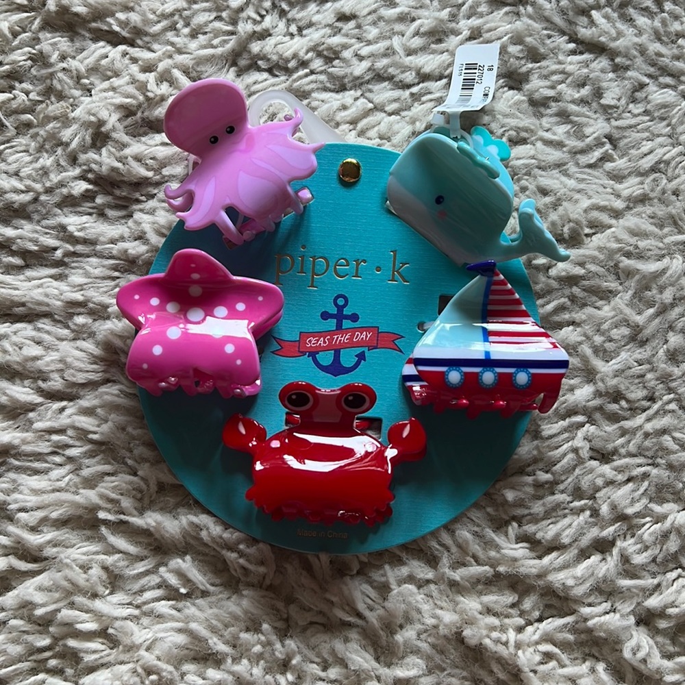 piper k; seas the day claw clips